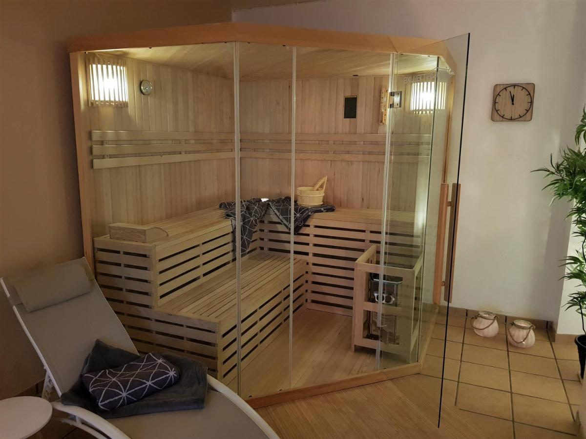 Grosse, Helle Ferienwohnung Mit 2 Balkonen Auf Dem Bauernhof In Der Lueneburger Heide Oetzen Экстерьер фото